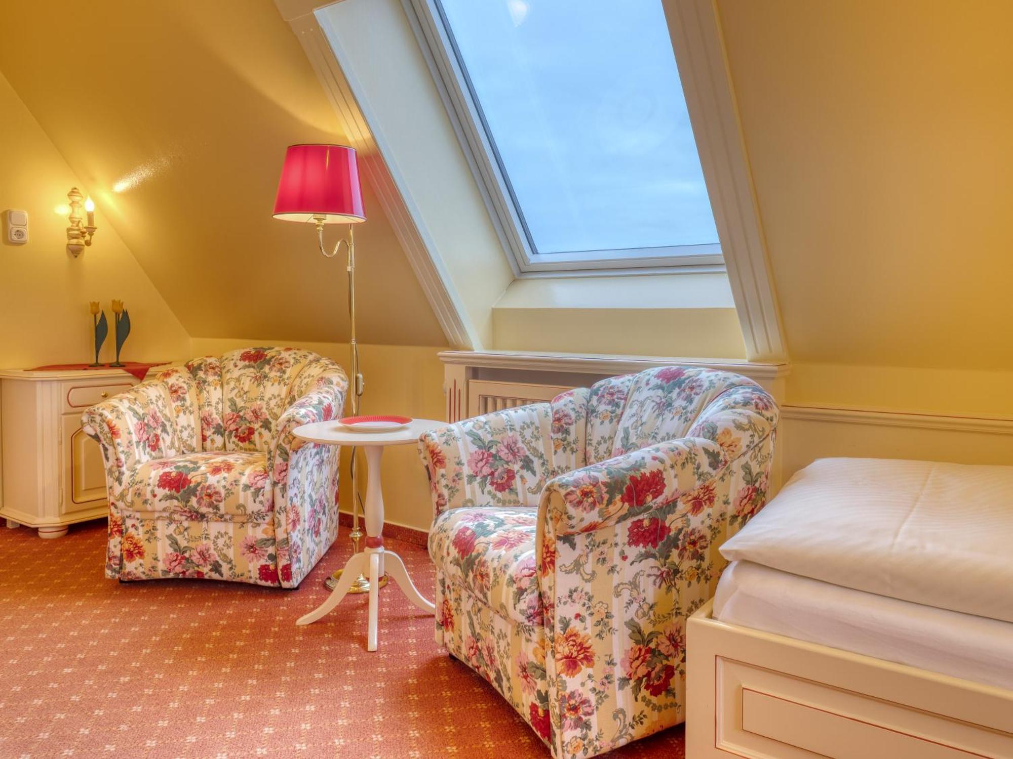 Hotel Wiesbaden Wenningstedt-Braderup Ngoại thất bức ảnh