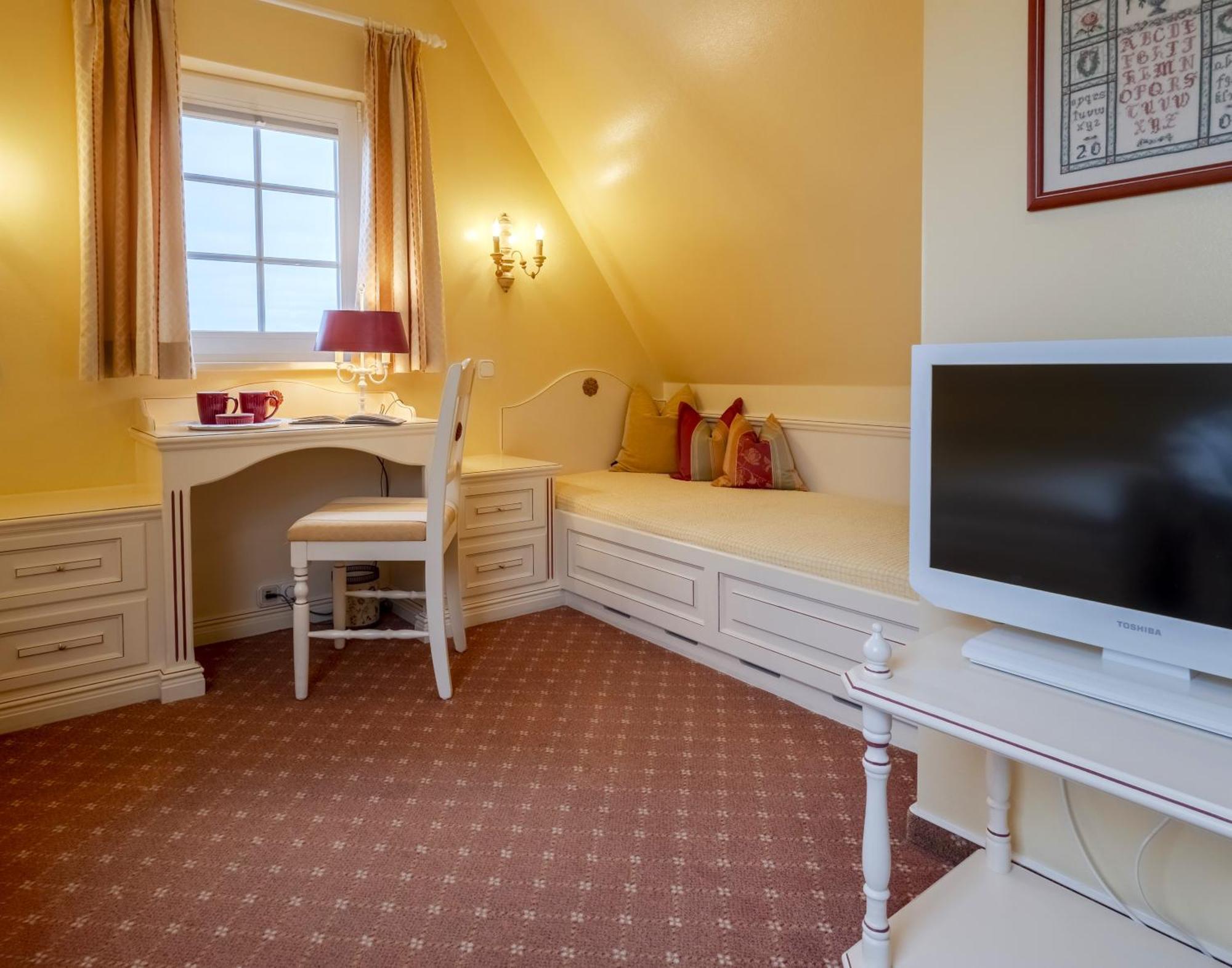 Hotel Wiesbaden Wenningstedt-Braderup Ngoại thất bức ảnh