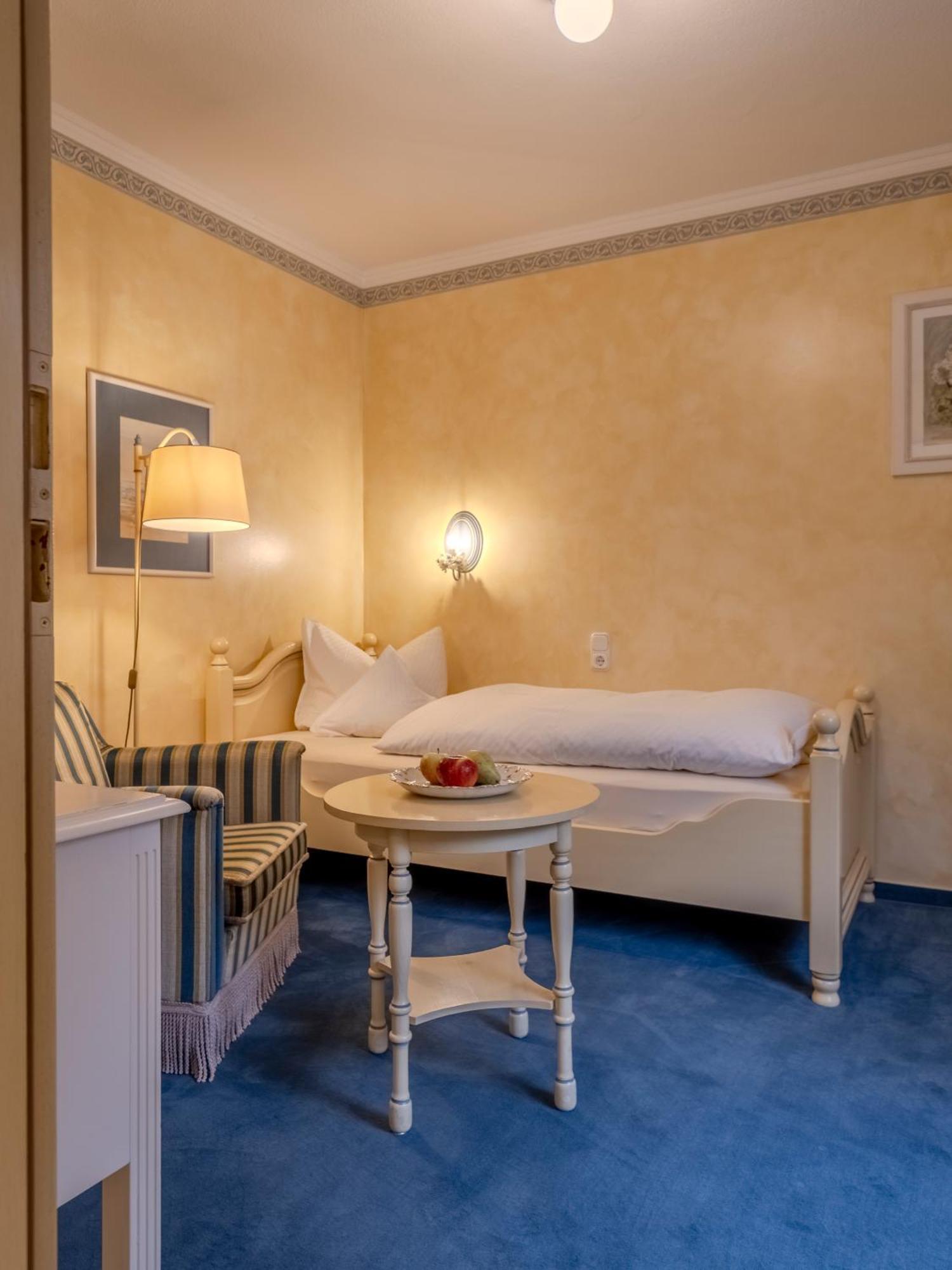 Hotel Wiesbaden Wenningstedt-Braderup Ngoại thất bức ảnh