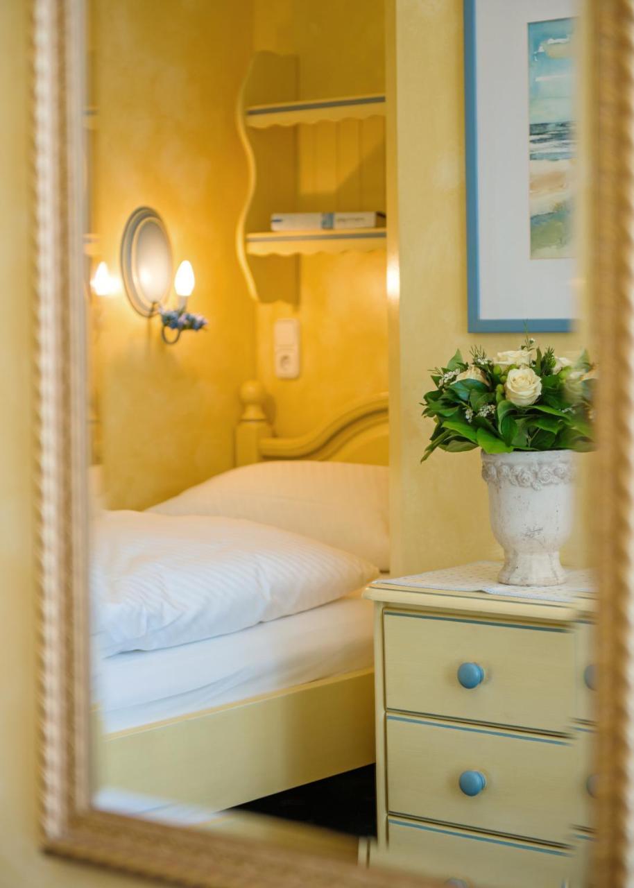 Hotel Wiesbaden Wenningstedt-Braderup Ngoại thất bức ảnh
